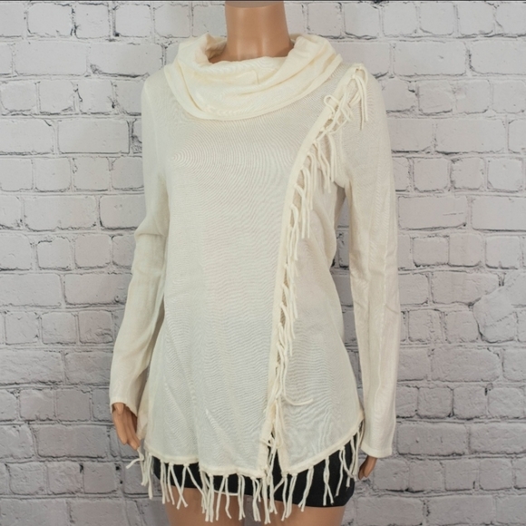 New York & Company Sweaters - Cream knit sweater